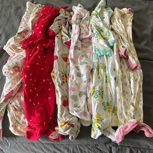 6 for $12 Slightly worn Pajama onesies 6-9 months.
